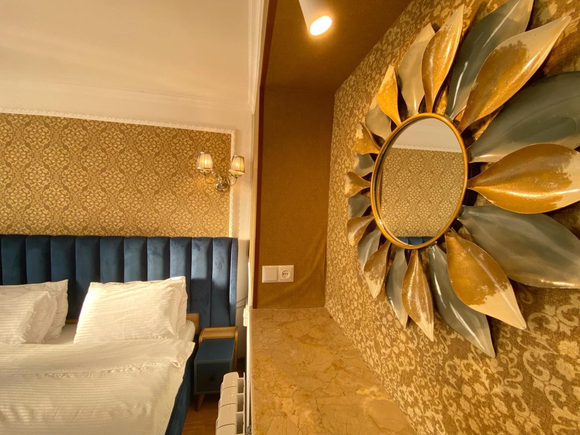 Hotel Orange Kutaisi Exterior photo